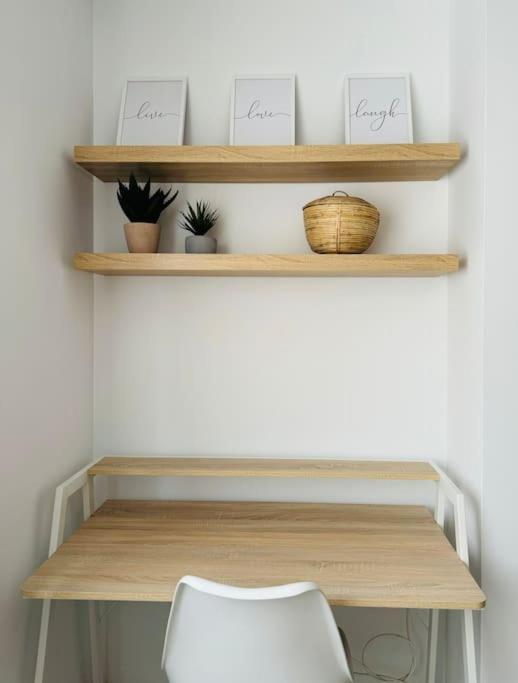Behappy Salitre - Con Aparcamiento Apartment Malaga Bagian luar foto