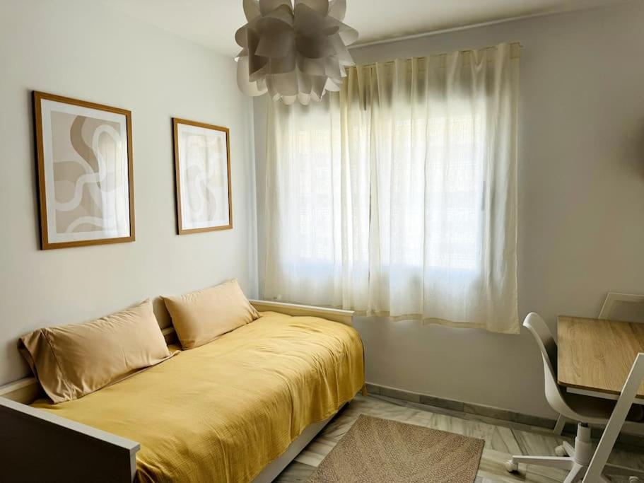Behappy Salitre - Con Aparcamiento Apartment Malaga Bagian luar foto